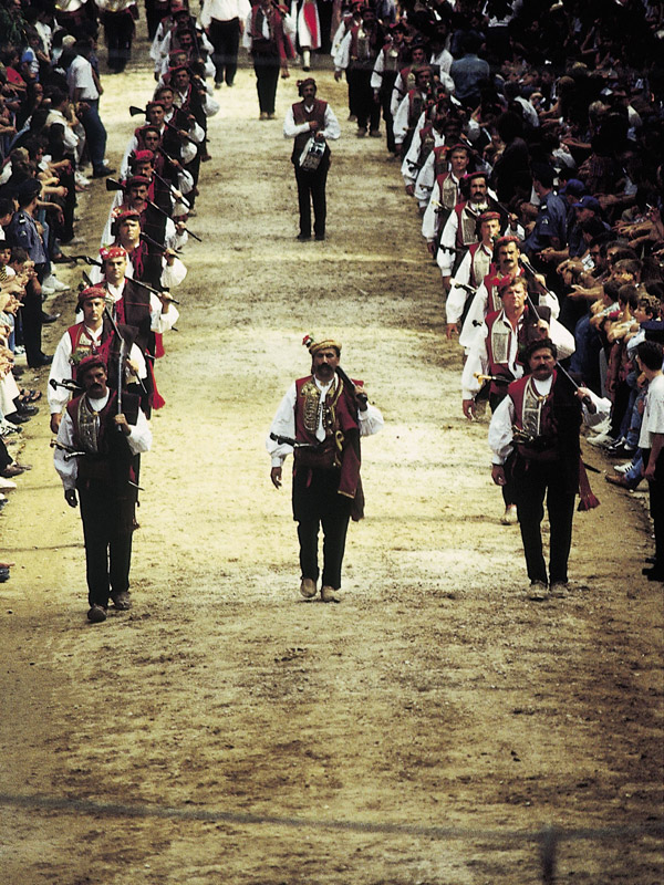 Alka procession