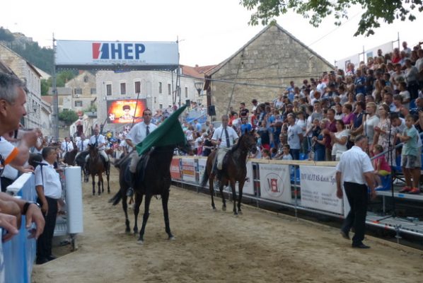 Ante Zorica nakon pripetavanja pobijedio na Bari - Alka